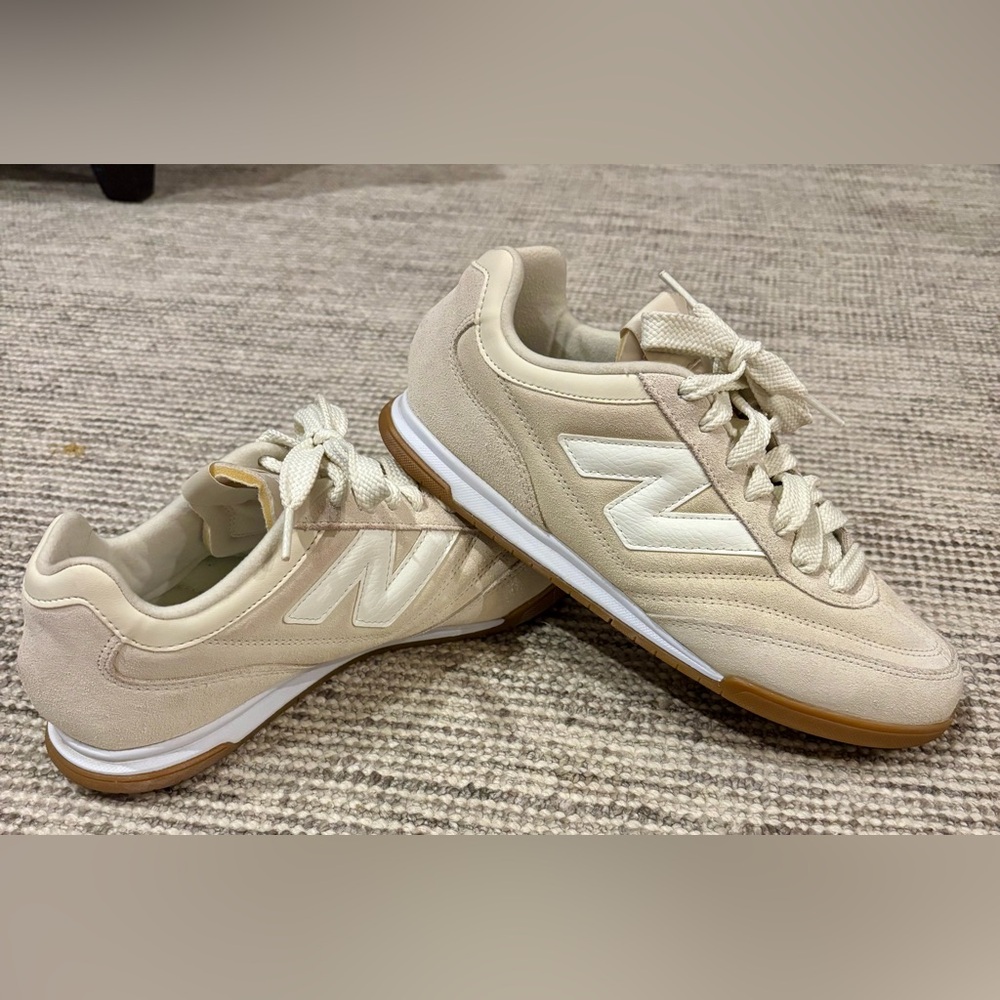 New Balance RC42 Beige and White Sneakers- Men’s 8.5
